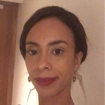 Dr. Belinda De Simone