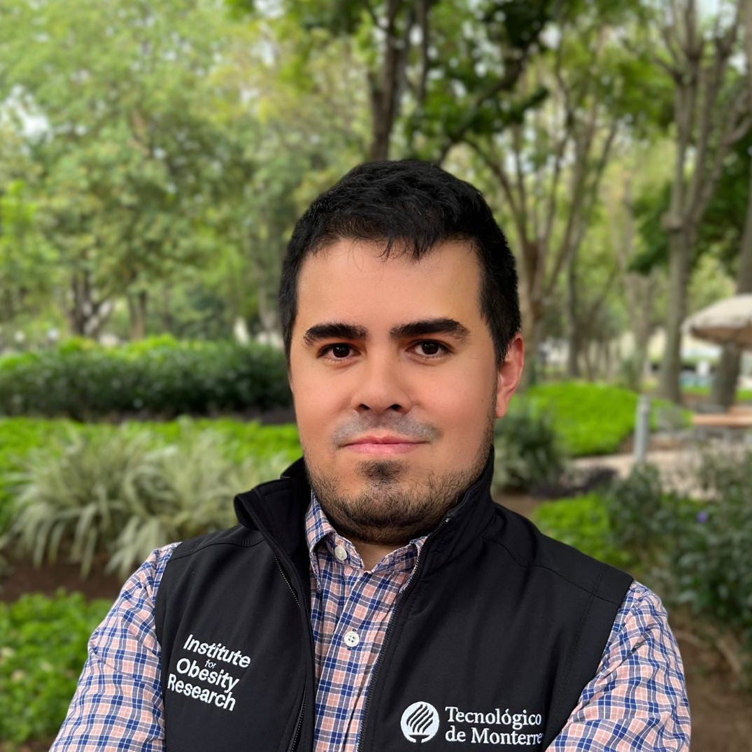 Dr. Iván Andrés Luzardo Ocampo
