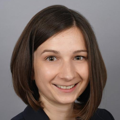 Ms. Alice-Jacqueline Reineke