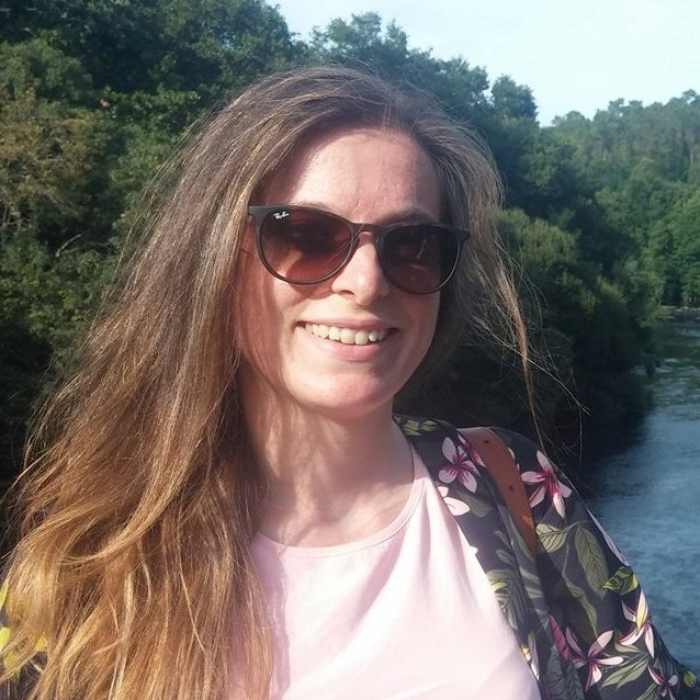 Dr. Lucia Iglesias