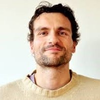 Dr. Albert Poater