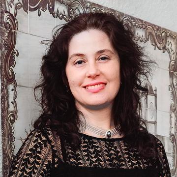 Prof. Dr. Sónia Carabineiro