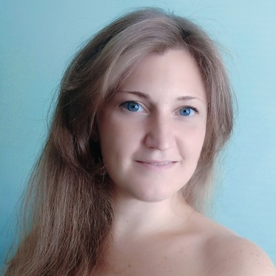 Dr. Marta Ceccaroni