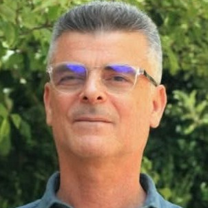 Prof. José Castro