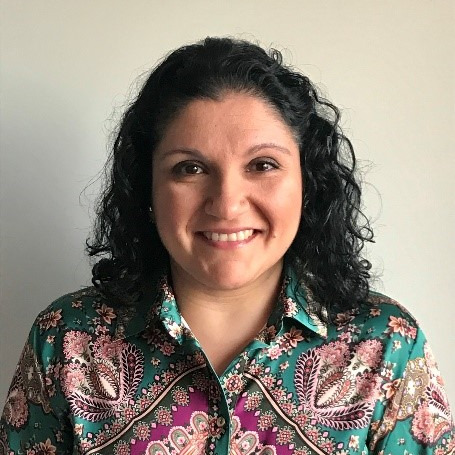 Dr. Miriam Navlani García