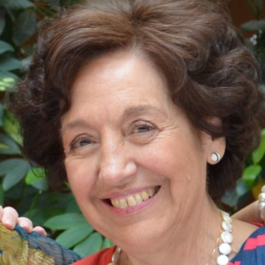 Dr. Maria del Carmen Risueño