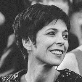 Dr. Clara Gomes
