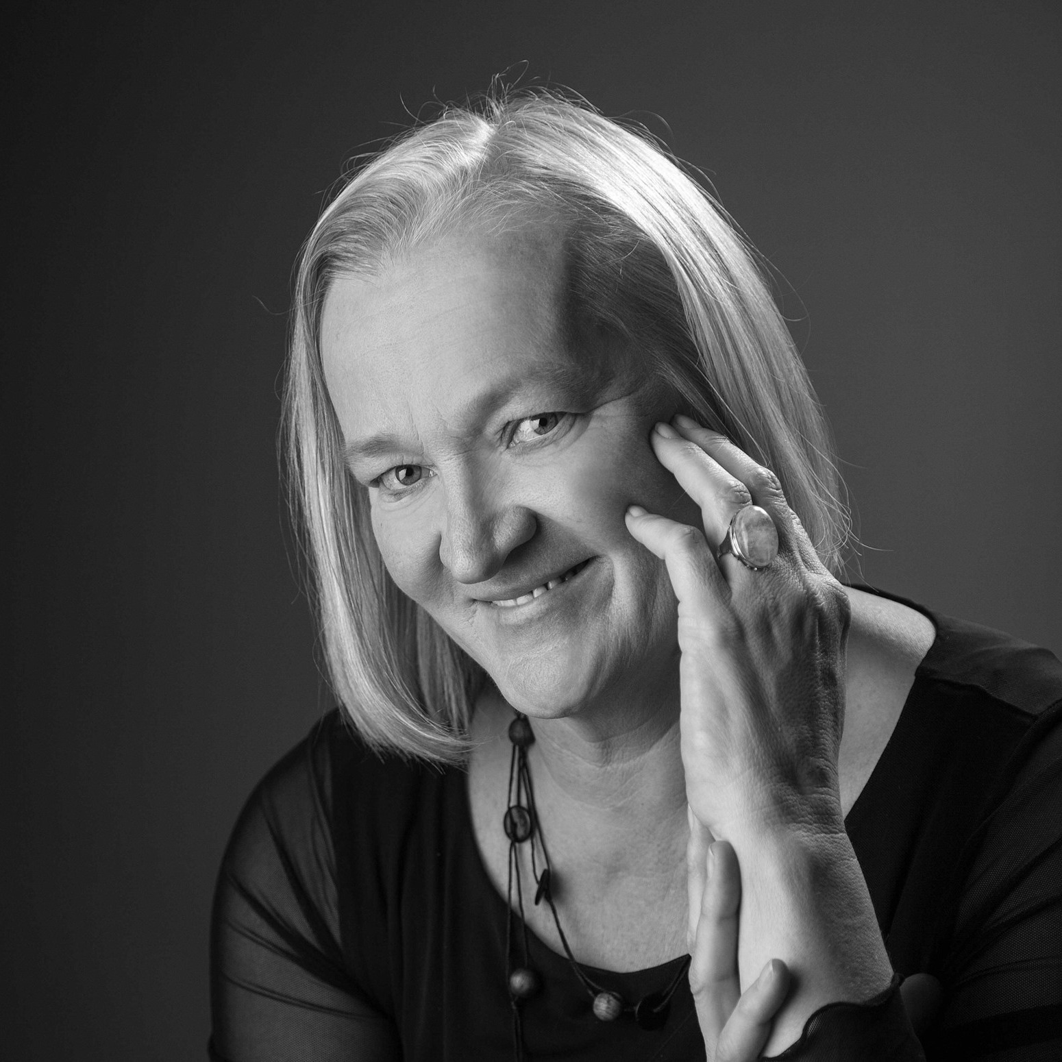 Dr. Urša Opara Krašovec