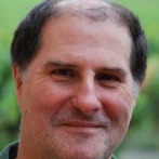 Dr. Vicente González