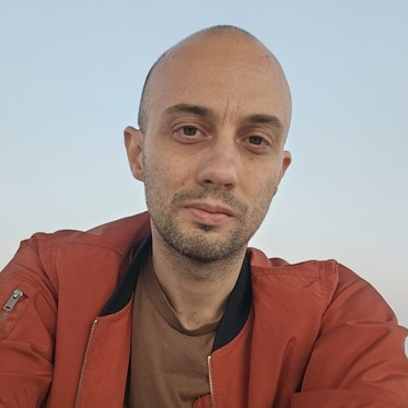 Prof. Dr. Voicu Dragomir
