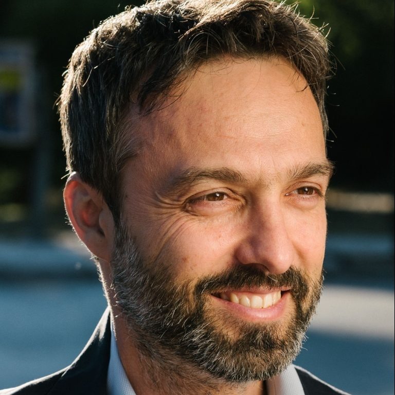 Dr. Nikolaos Daskalakis