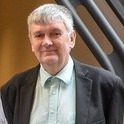 Dr. Gisbert Riess