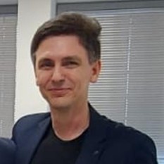 Dr. Iurii Vozniak