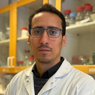 Dr. Mahmoud Naguib