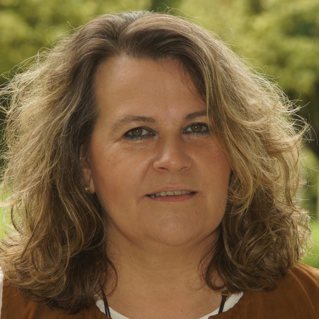 Prof. Dr. Carmen González