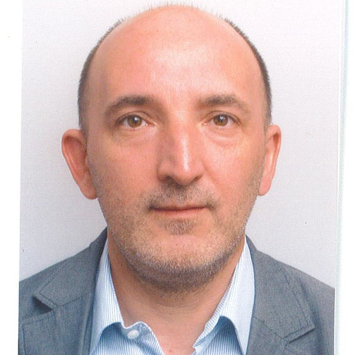 Prof. Dr. Raphaël Schneider