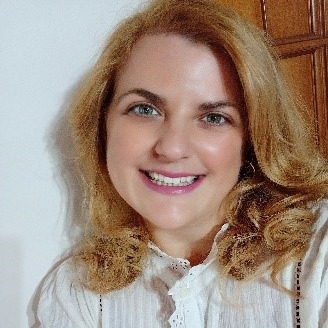 Dr. Anna Di Sessa