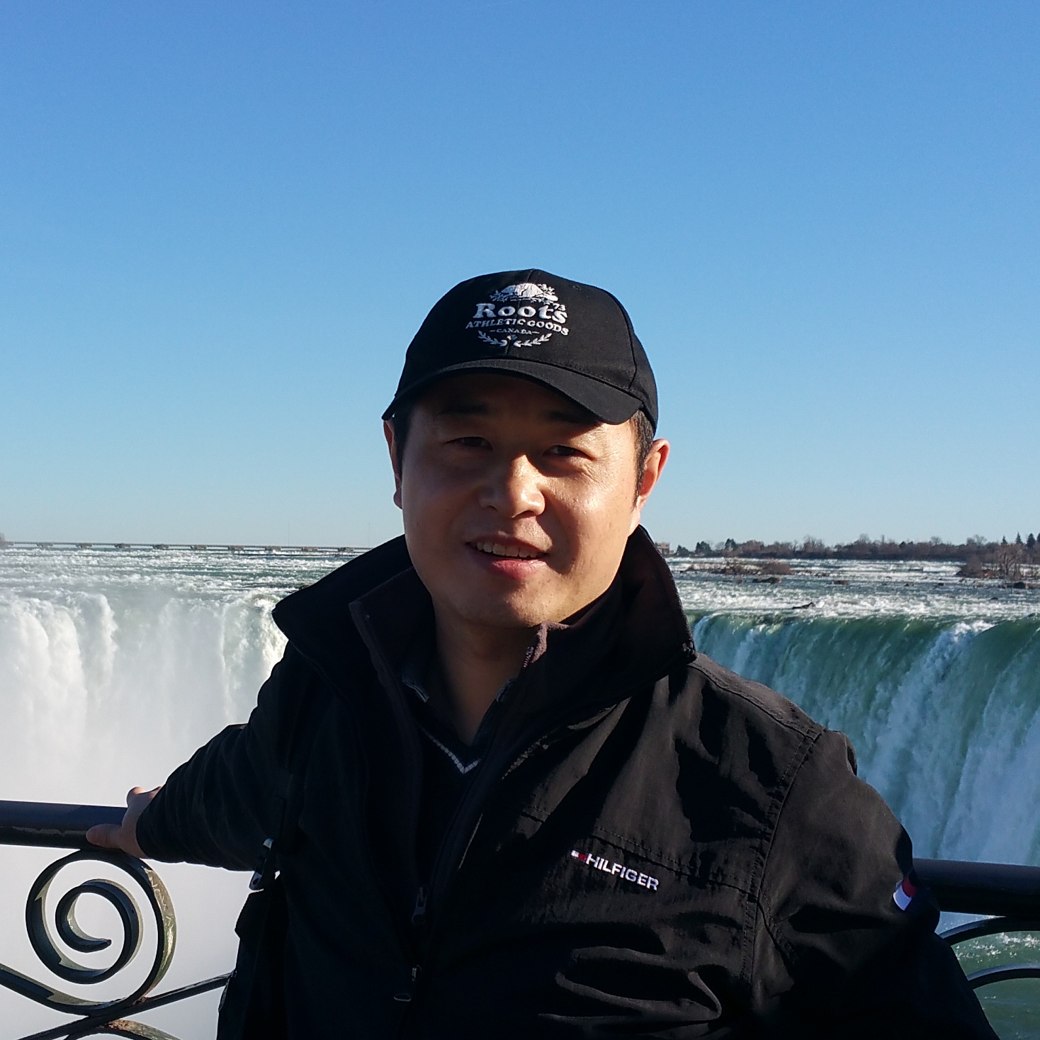 Dr. Cheng Yi