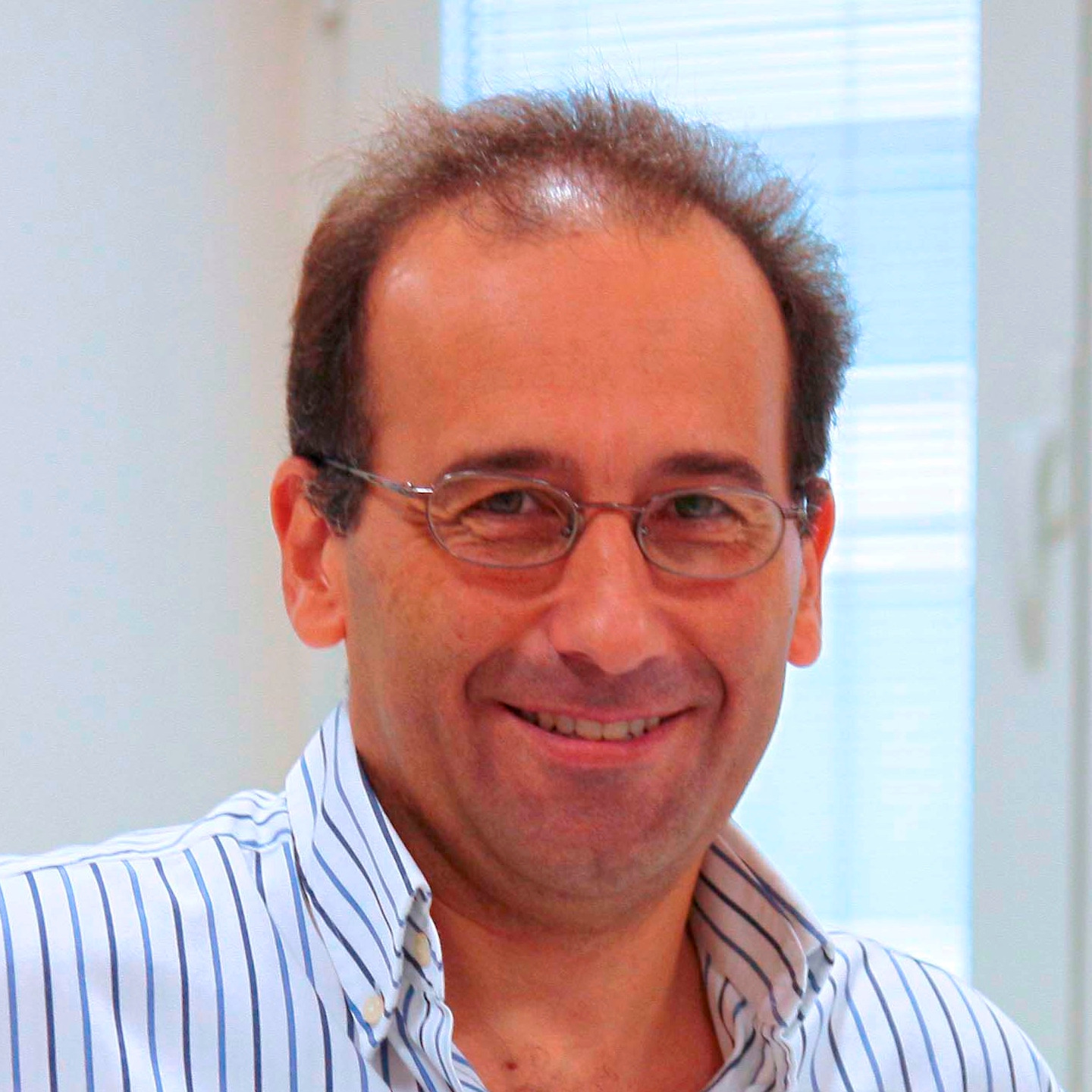 Dr. Alfredo Berzal-Herranz
