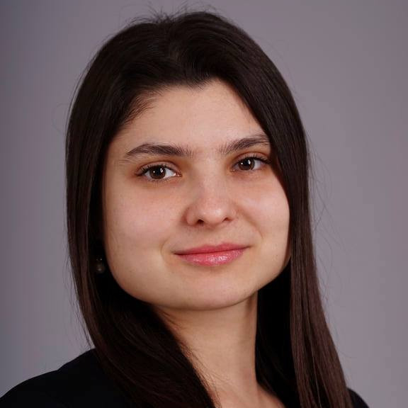 Dr. Weronika Kruszelnicka