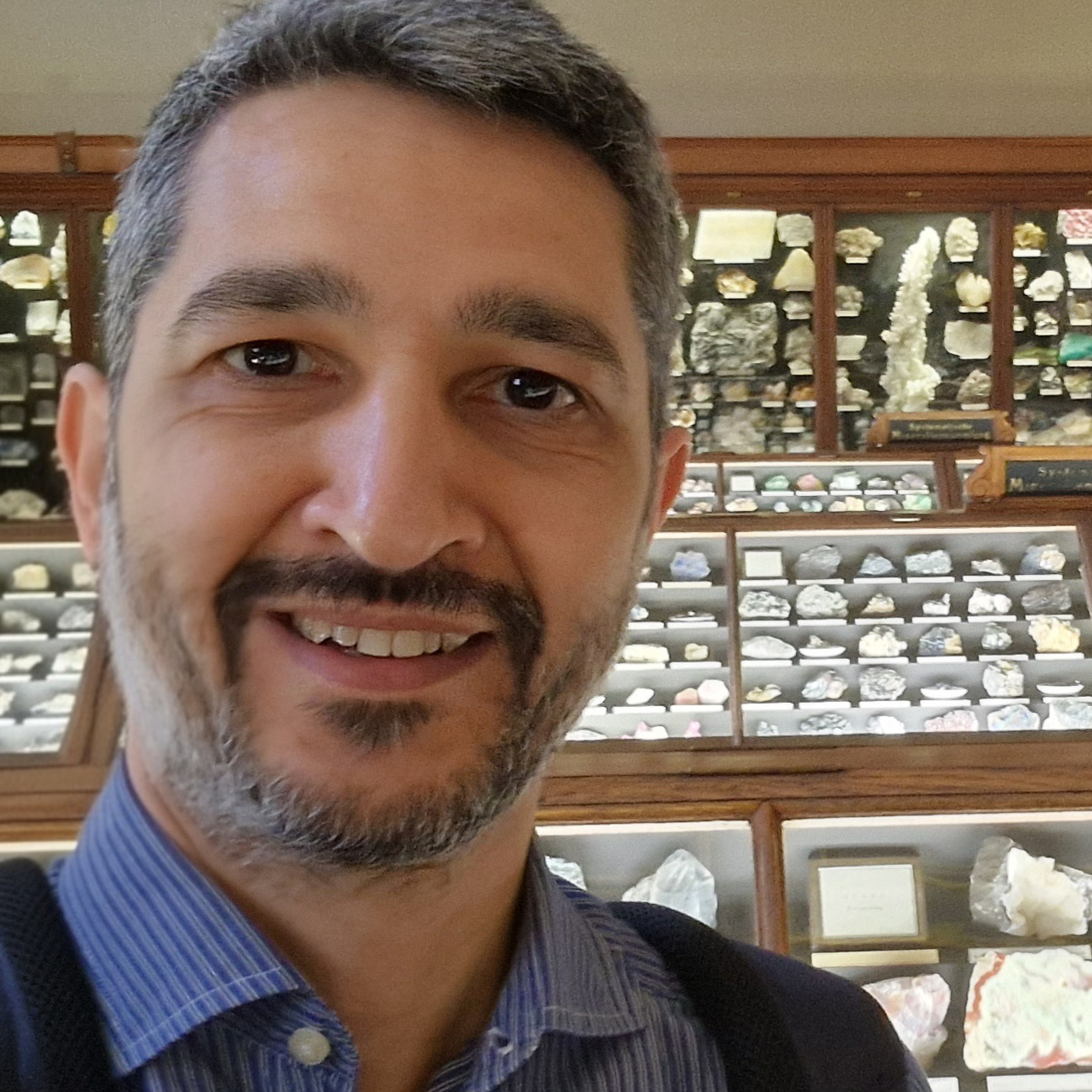 Dr. Roberto M.R. Di Martino
