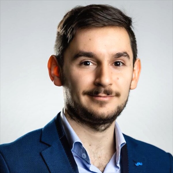 Dr. Ulises Martin