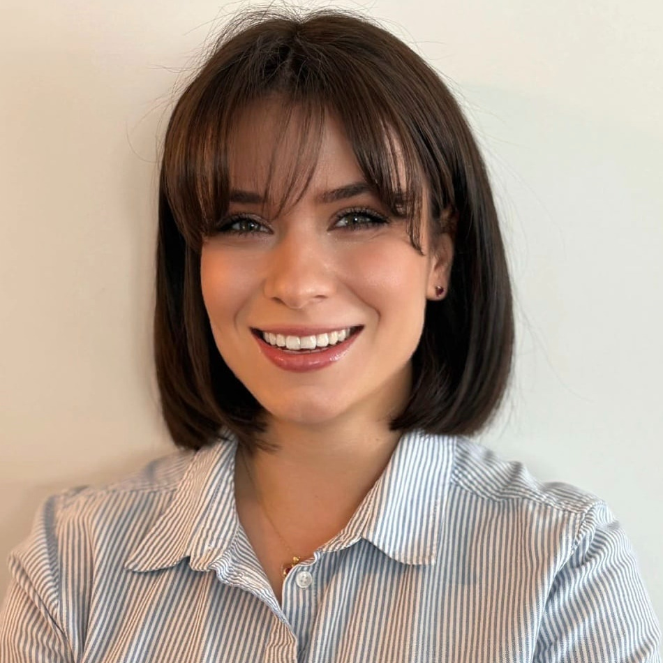 Ms. Maria Sikorska