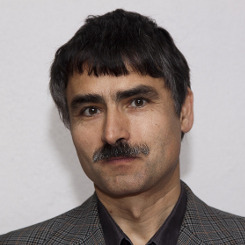 Dr. Péter Ván