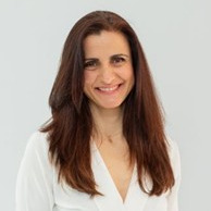Dr. María Pérez Cadenas