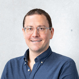Dr. Louis Moustakas
