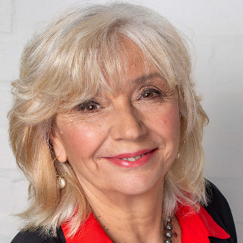 Dr. Rosalba Courtney