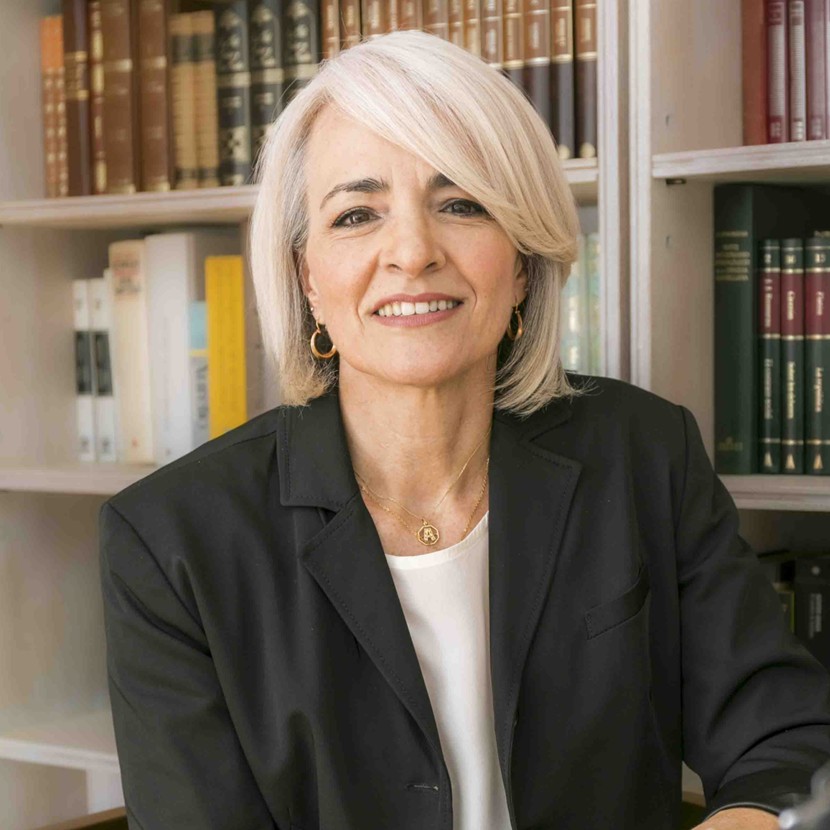 Dr. Adriana Amado