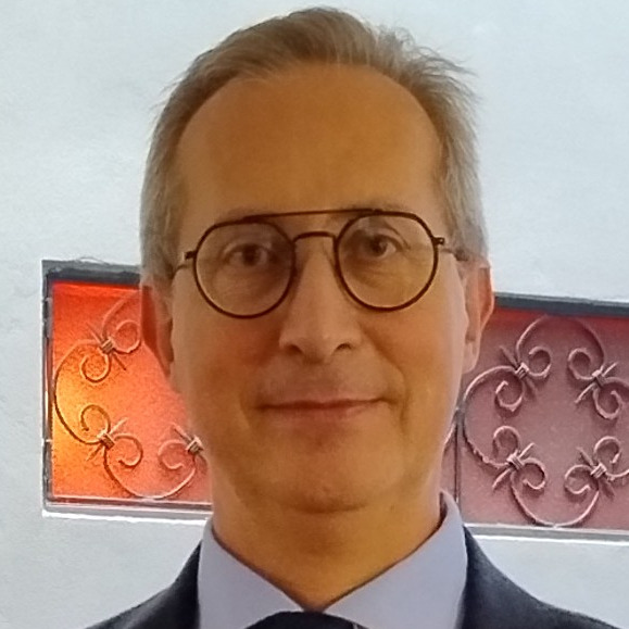 Prof. Dr. Umberto Lucia