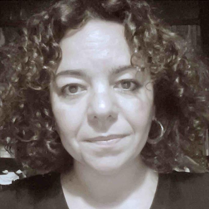Dr. Paula Suares Rocha