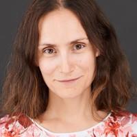 Dr. Elisa Cairrao