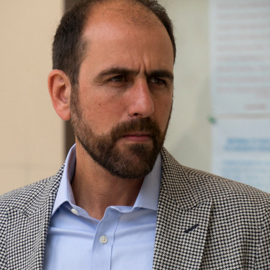Dr. Nikos Papadopoulos