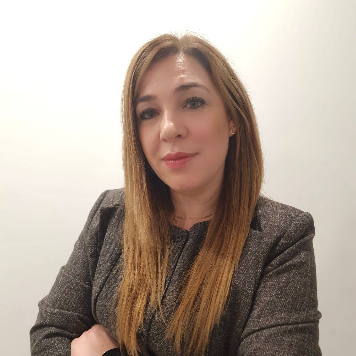 Dr. Sandra Cunha
