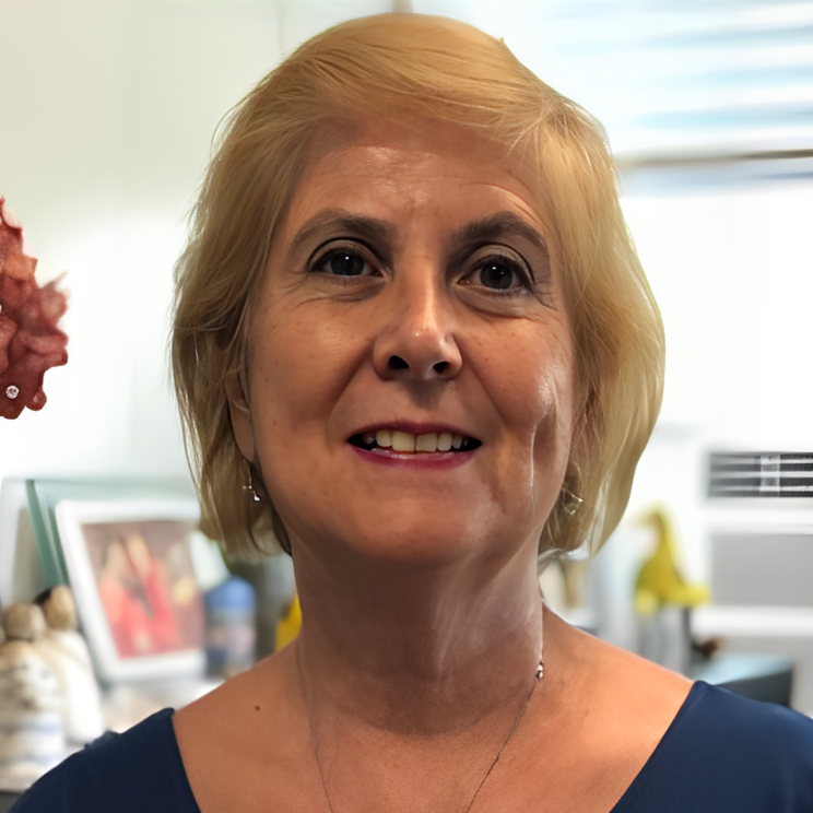 Prof. María Luz Fernández