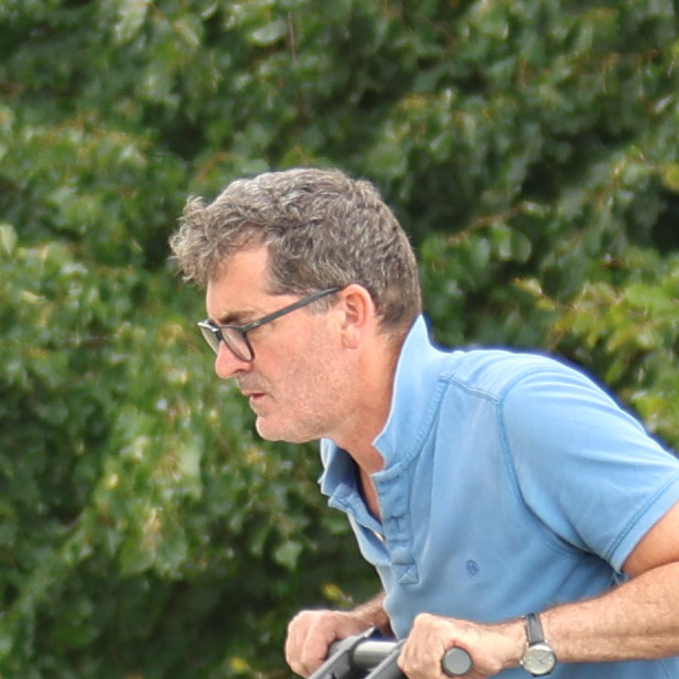 Dr. Neil Linford