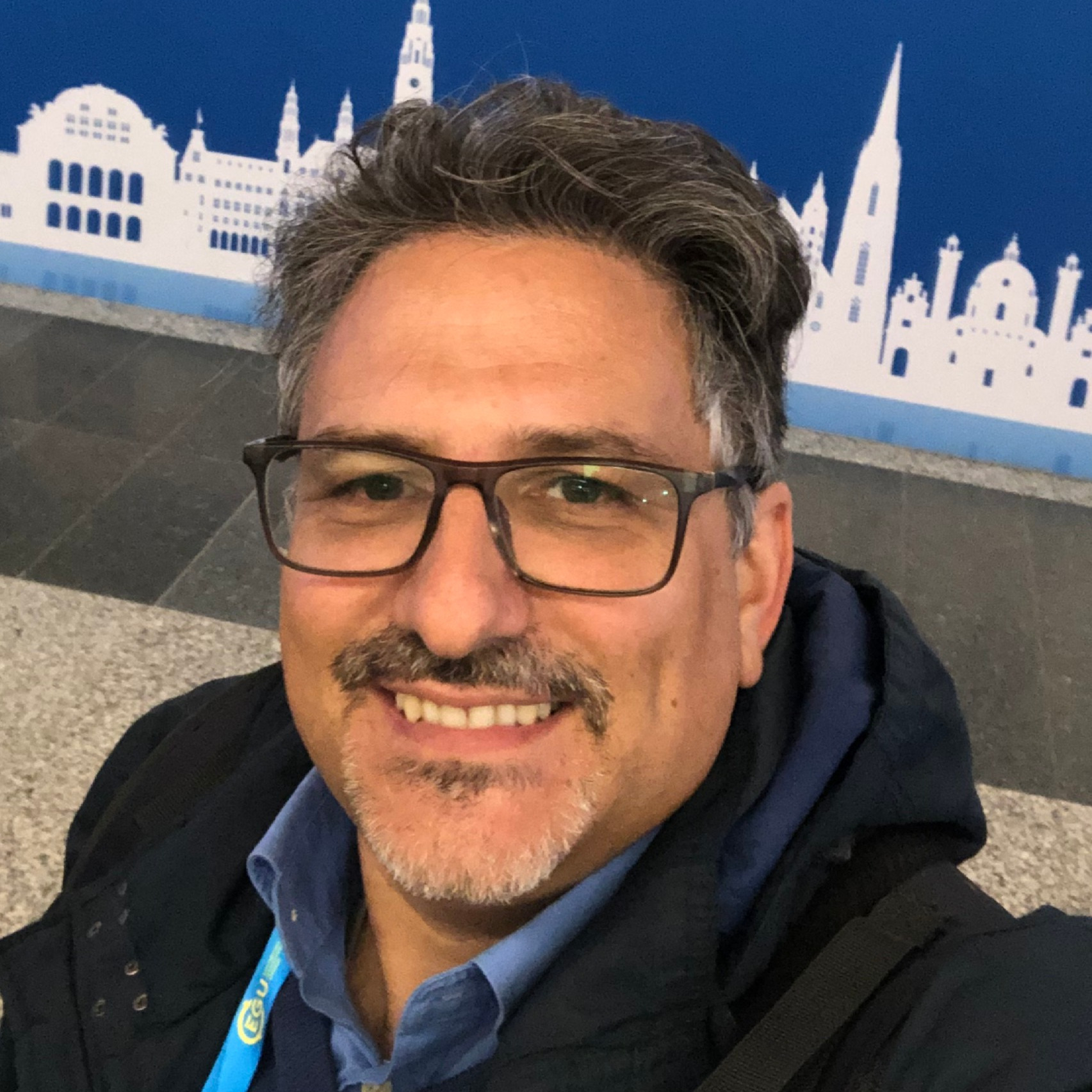 Prof. Dr. Enzo Rizzo