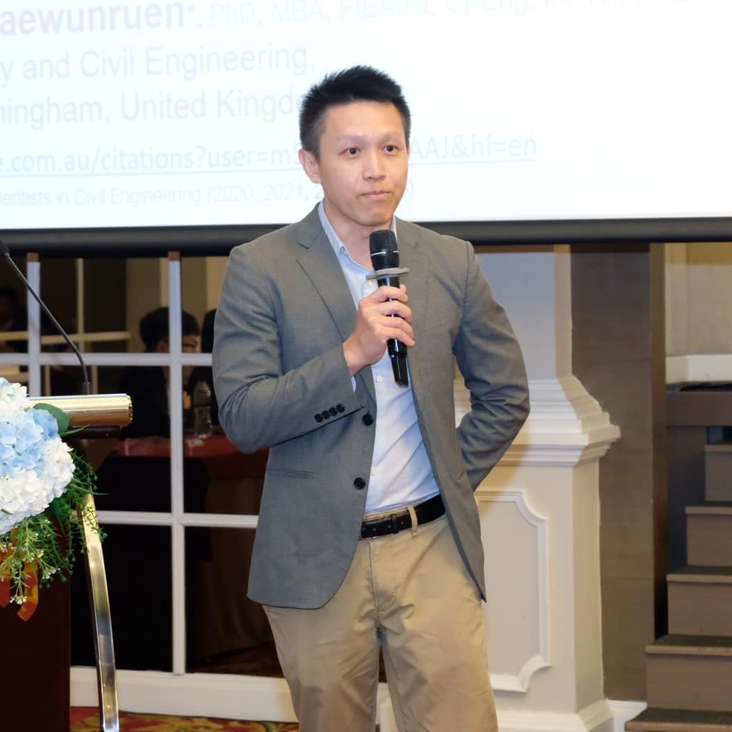 Dr. Sakdirat Kaewunren