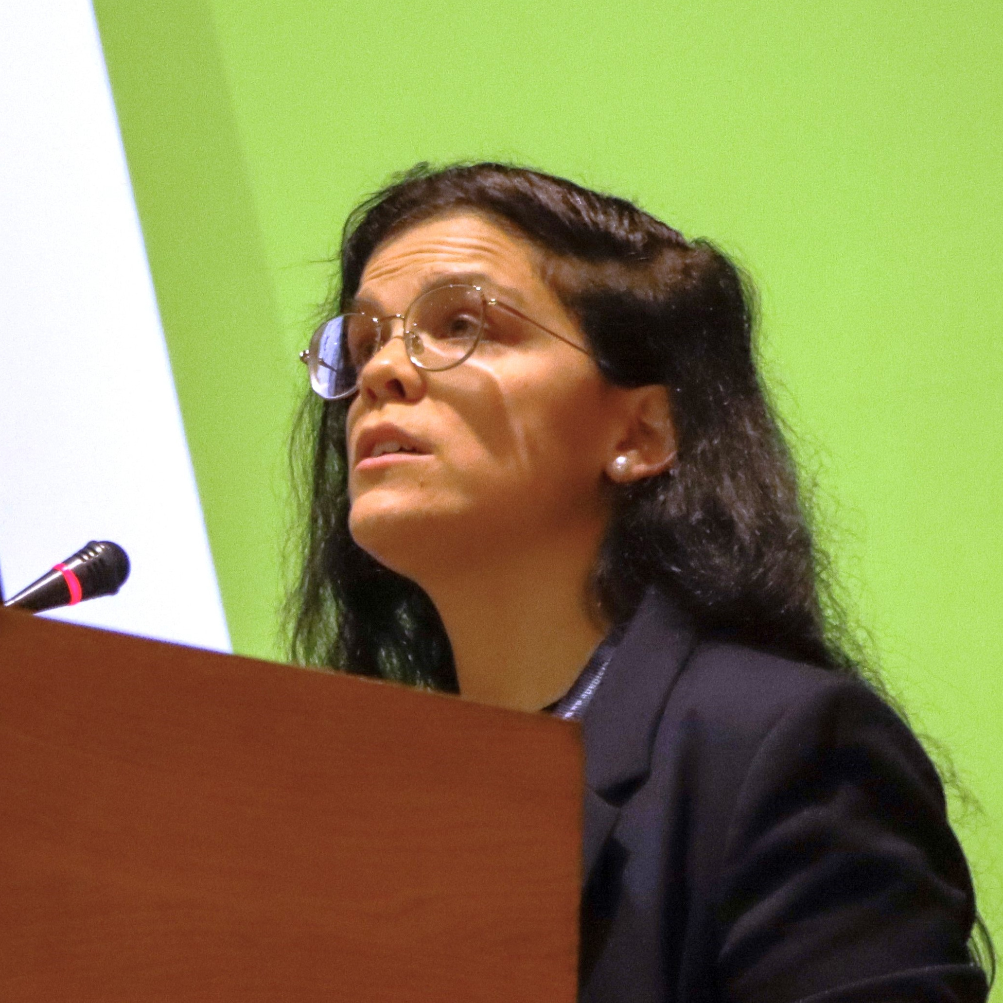 Prof. Dr. Patrícia C. Pires