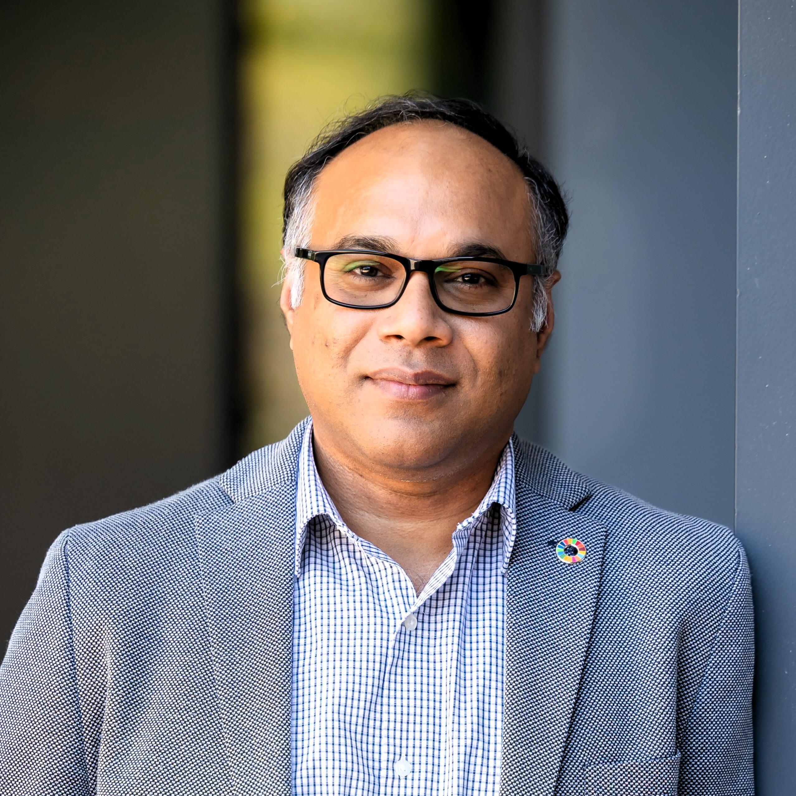 Dr. Atiq Zaman