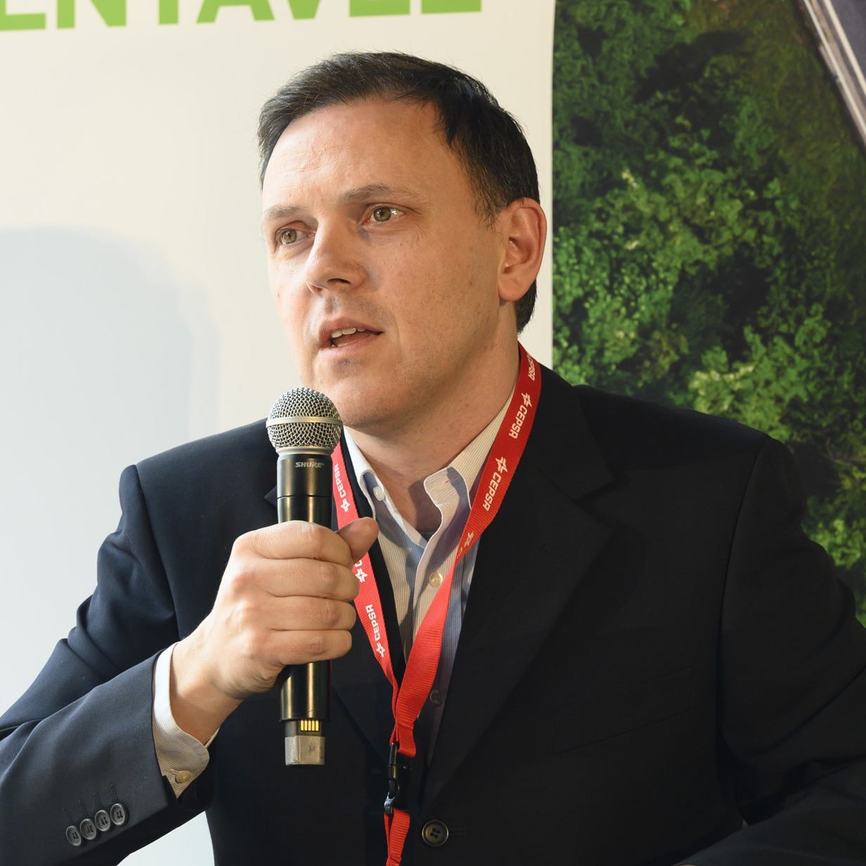 Dr. Hugo M. R. D. Silva