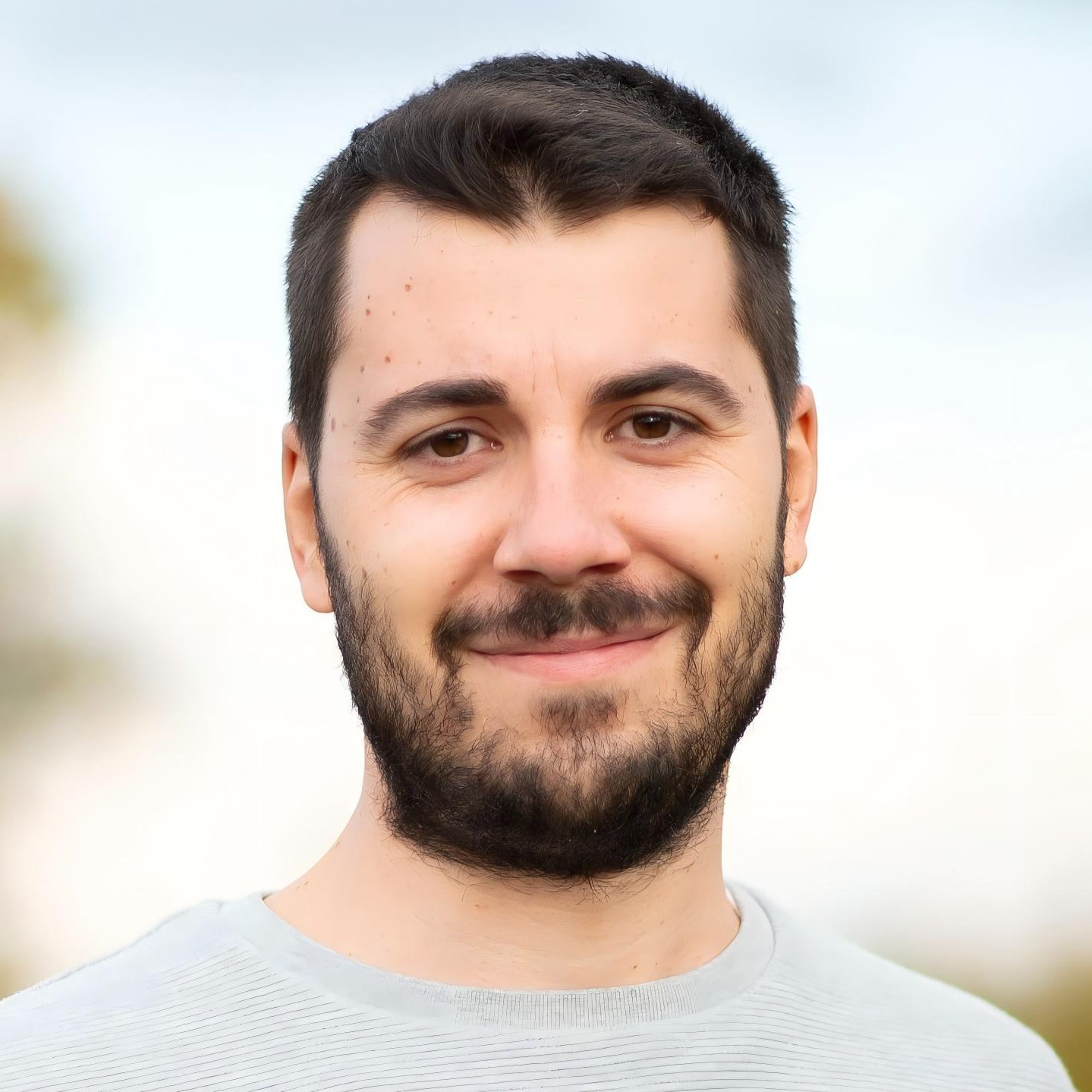 Dr. Dario Domingo