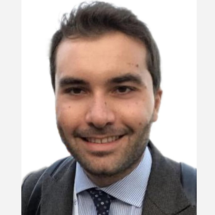 Dr. Alfredo Clemente