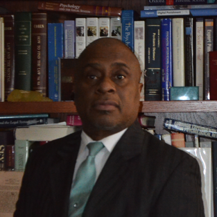 Prof. Dr. Christopher L. Edwards