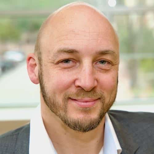 Dr. Alexander Kemper