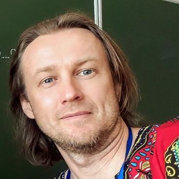 Dr. Konstantin Zloshchastiev