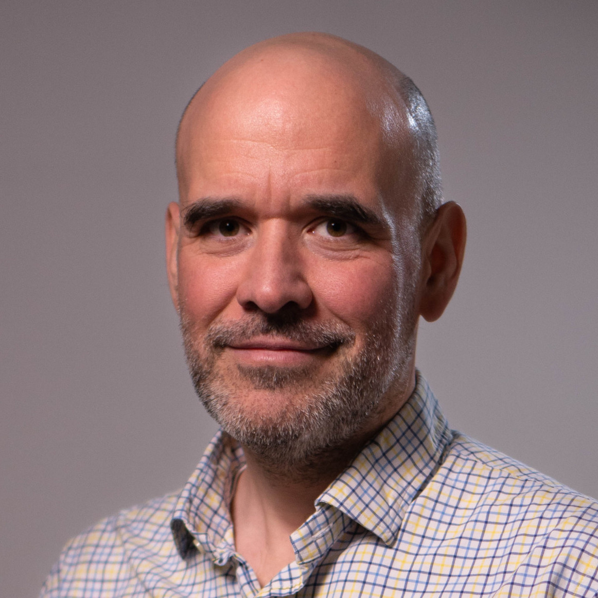 Prof. Dr. Máté Csanád